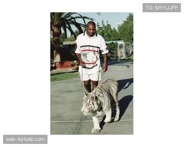 梅威瑟又晒金马桶了，这人是真不把钱当钱花啊